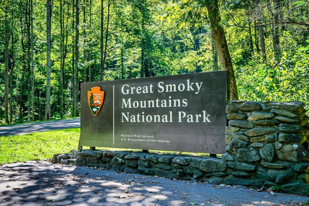 Villa Lazy Fox Retreat Sevierville Exterior foto