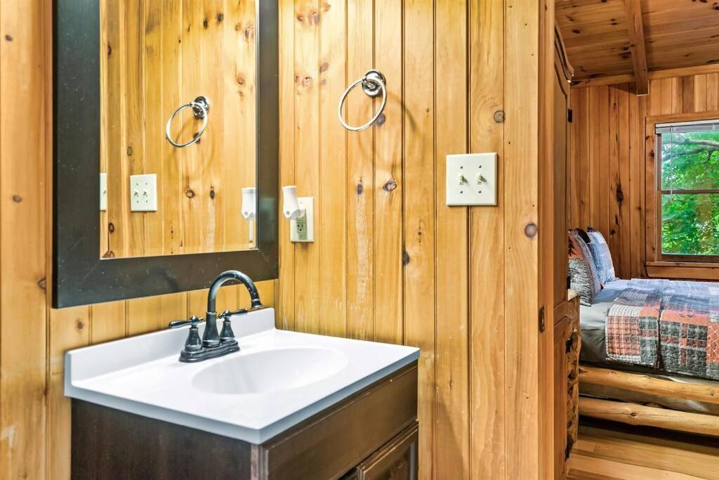 Villa Lazy Fox Retreat Sevierville Exterior foto