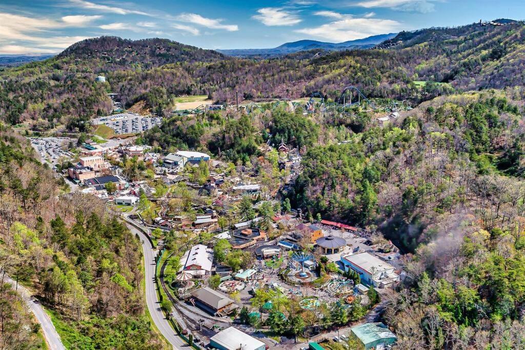 Villa Lazy Fox Retreat Sevierville Exterior foto
